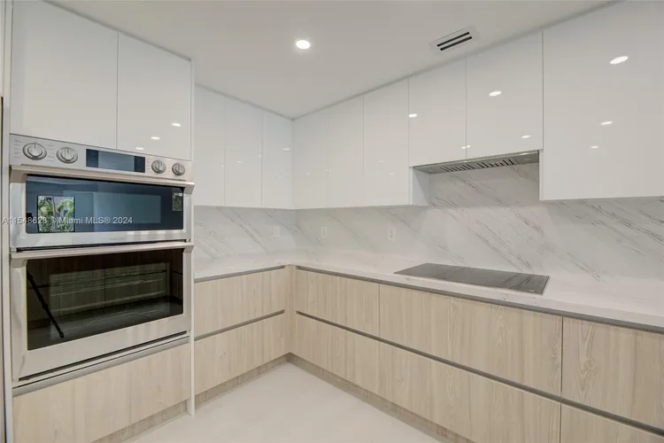 Key Colony IV Botanica #311 image #8