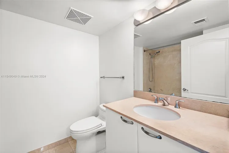 Skyline On Brickell #906 image #18