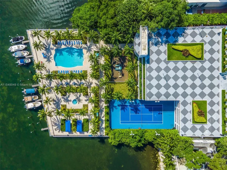 Skyline On Brickell #906 image #24