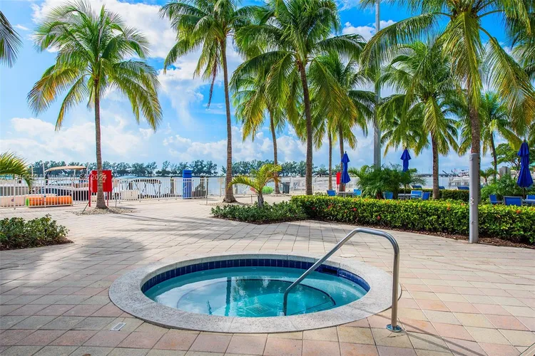 Skyline On Brickell #906 image #26