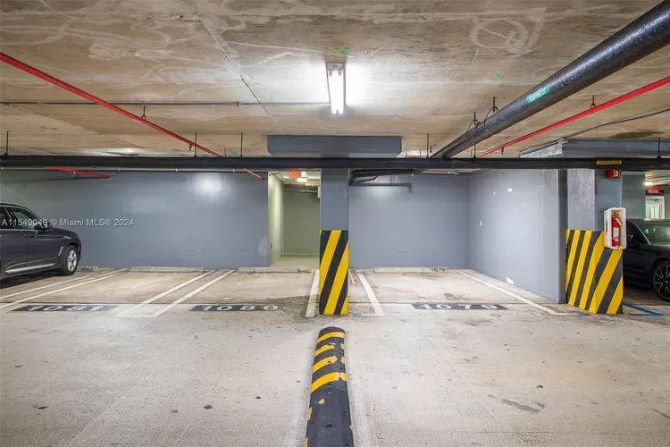 Skyline On Brickell #906 image #29