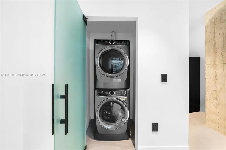 Midtown 4 #M0507 image #26