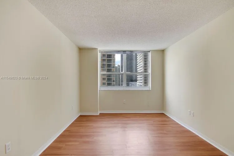 Yacht Club at Brickell #1401 image #15