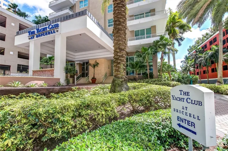 Yacht Club at Brickell #1401 image #23