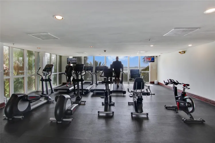 Yacht Club at Brickell #1401 image #47