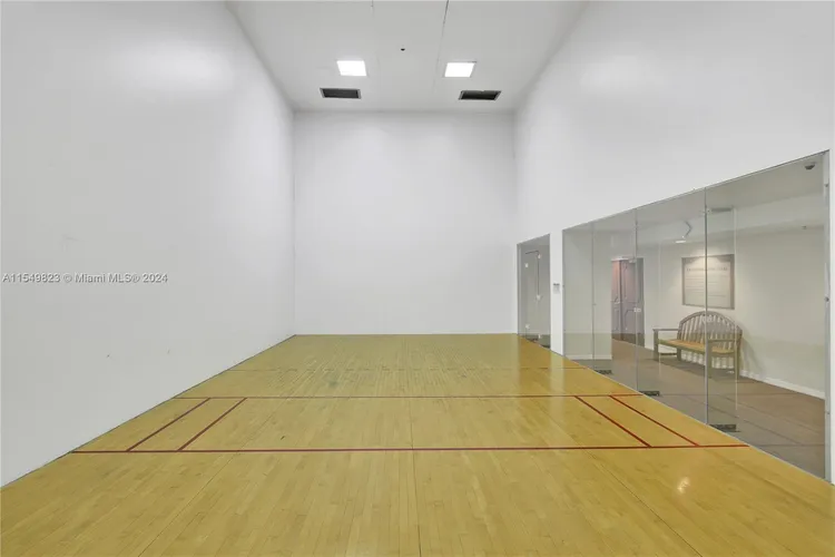 Yacht Club at Brickell #1401 image #51