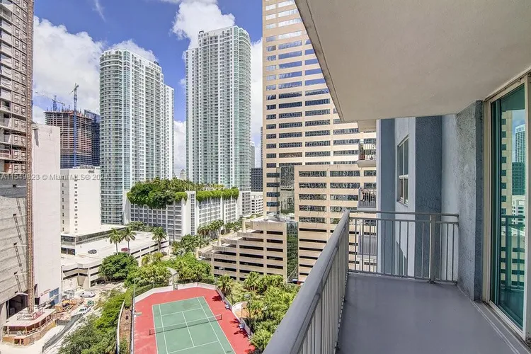 Yacht Club at Brickell #1401 image #8