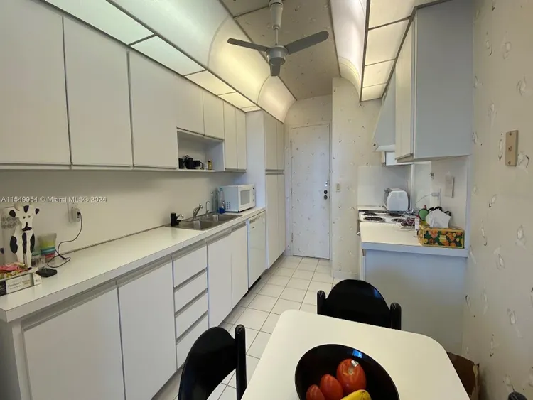 La Mer Estates #404 image #8