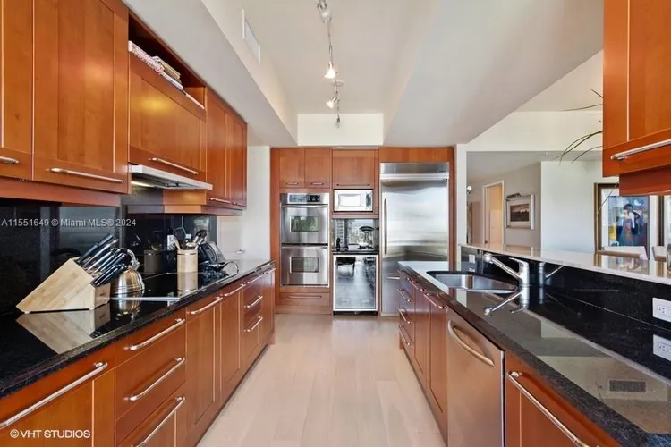 Las Olas River House #2406 image #17