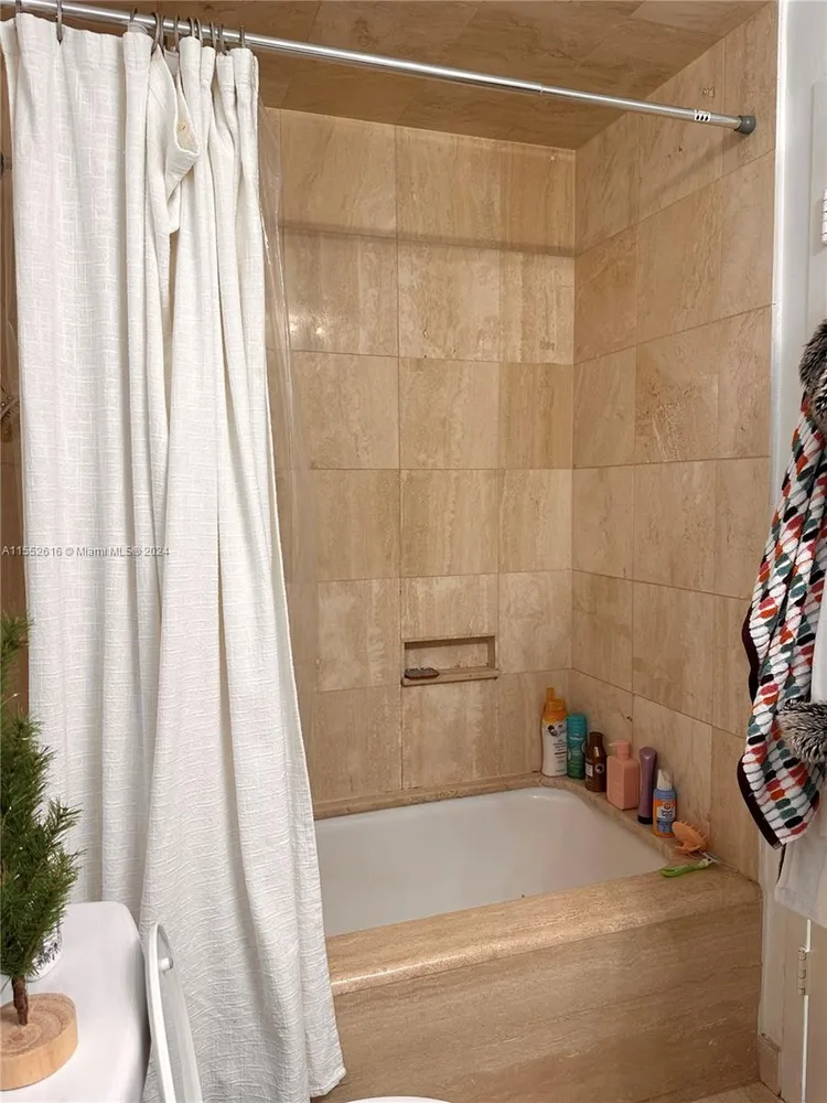 David William #209 image #11