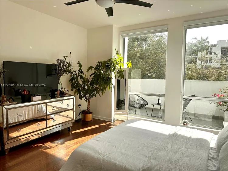 David William #209 image #9