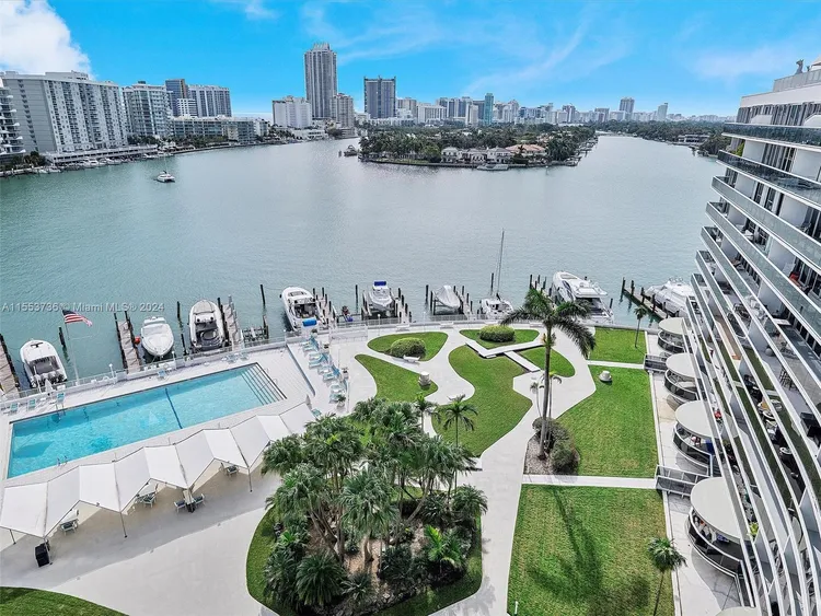 King Cole #922 image #28