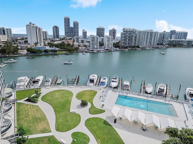 King Cole #922 image #29