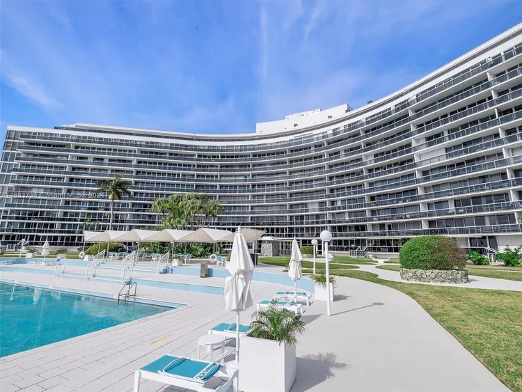 King Cole #922 image #33