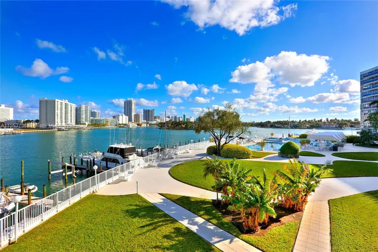 King Cole #922 image #36