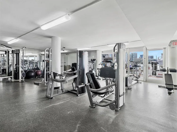 King Cole #922 image #42