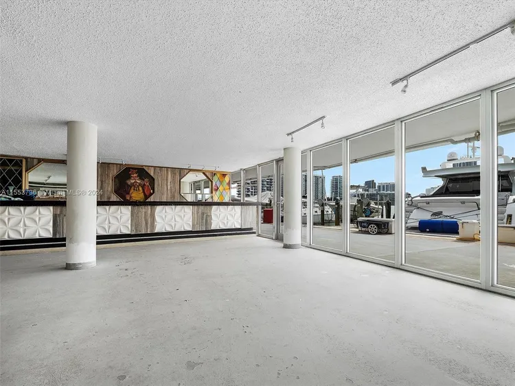 King Cole #922 image #48