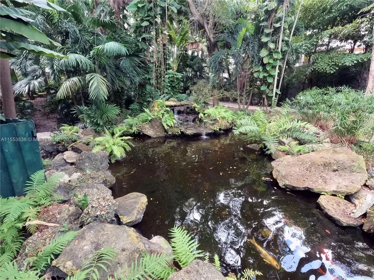 Key Colony IV Botanica #363 image #21