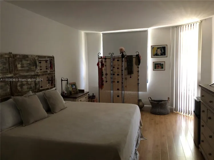 Key Colony IV Botanica #363 image #30