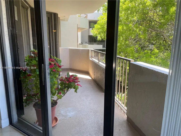 Key Colony IV Botanica #363 image #6