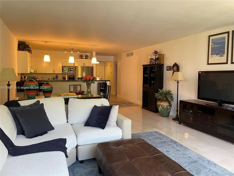 Key Colony IV Botanica #363 image #8