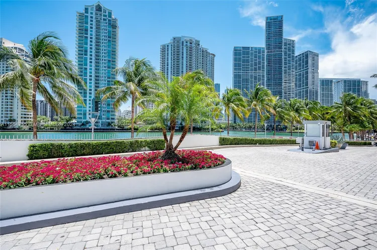 One Miami #1204 image #10