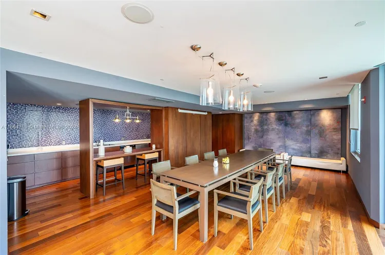 One Miami #1204 image #26