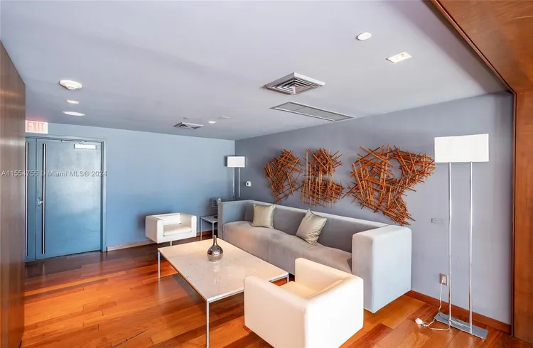 One Miami #1204 image #31