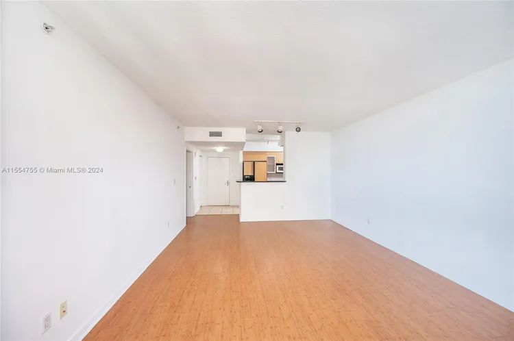 One Miami #1204 image #42