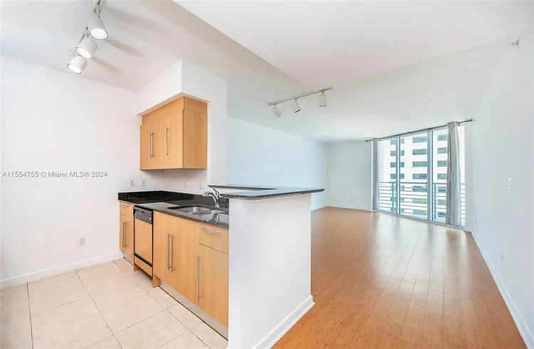 One Miami #1204 image #47