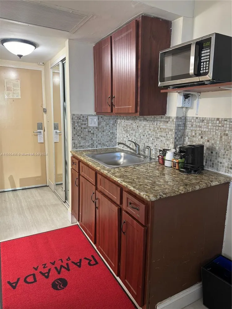 Aventura Beach Club #401 image #21