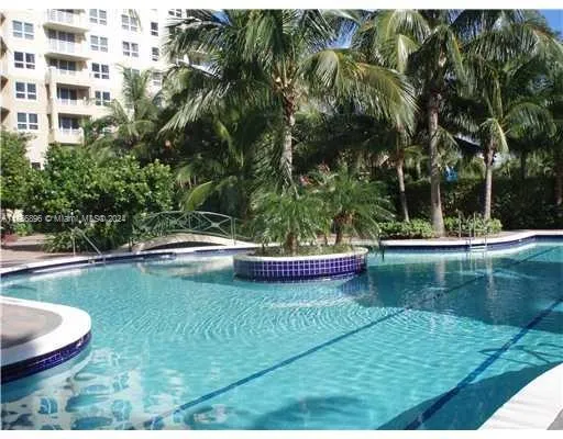 Turnberry on the Green #702 image #28