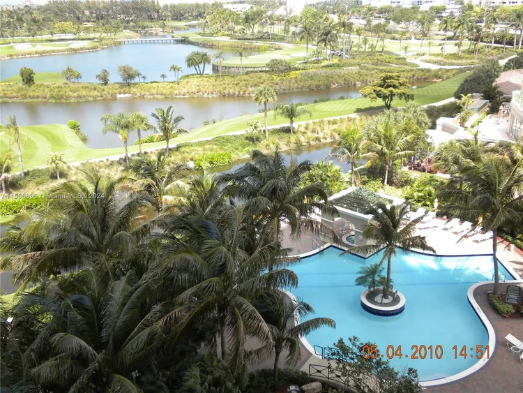 Turnberry on the Green #702 image #29