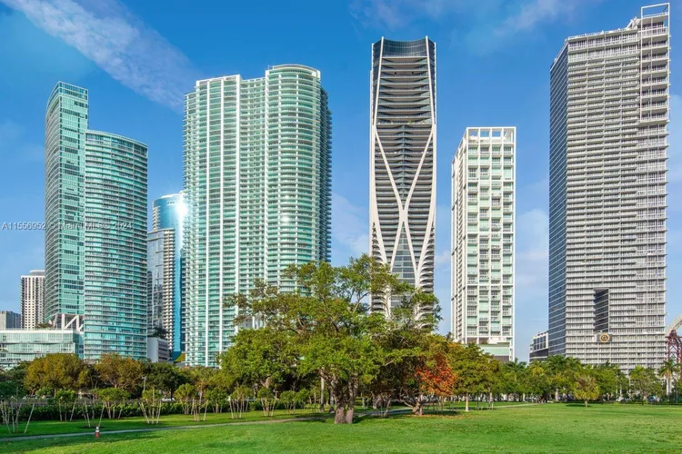 900 Biscayne Bay #2502 image #16