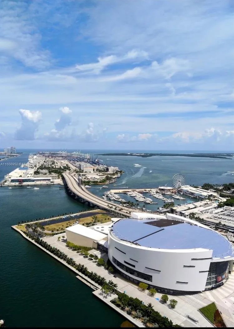 900 Biscayne Bay #2502 image #18