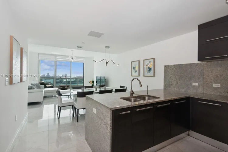 900 Biscayne Bay #2502 image #7