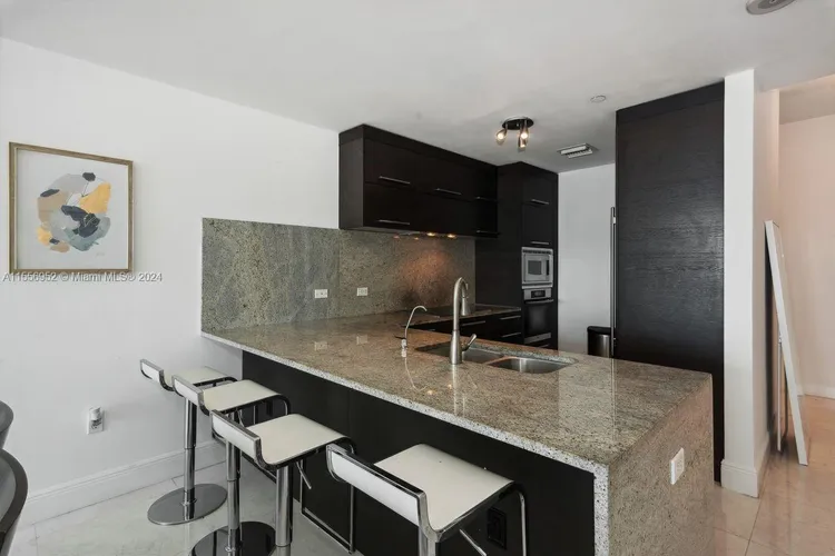 900 Biscayne Bay #2502 image #8