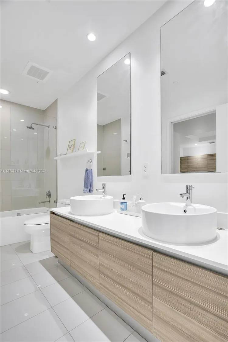 Hyde Midtown #L202 image #23