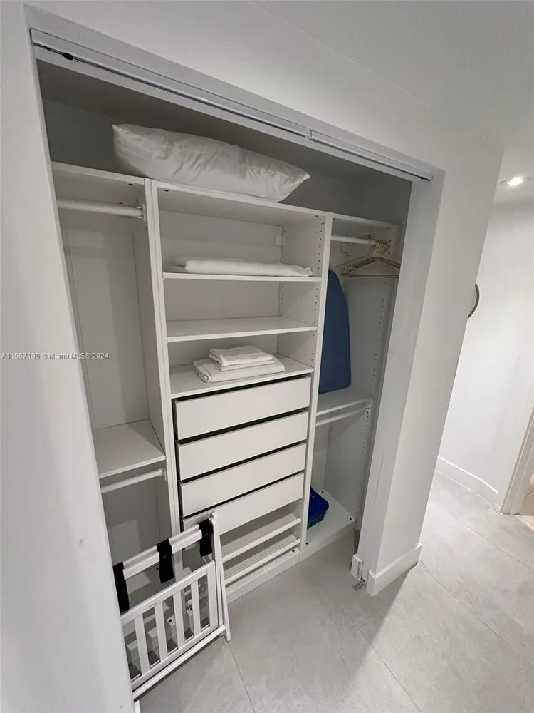 Hyde Resorts & Residences #2602 image #11