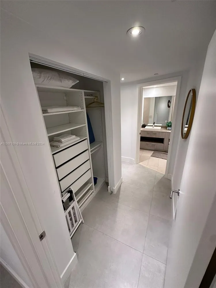 Hyde Resorts & Residences #2602 image #18