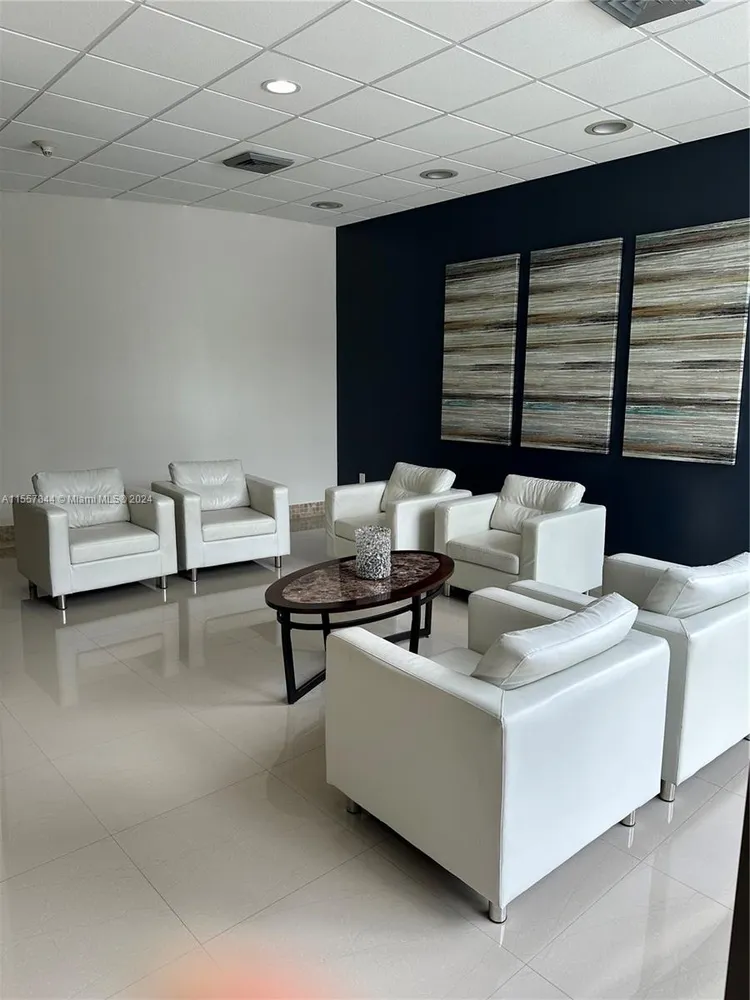 Bonavida #1503 image #26