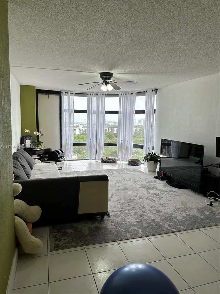 Bonavida #1503 image #7