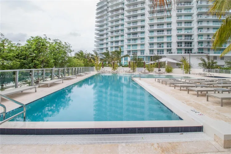 Peloro Miami Beach #109 image #19