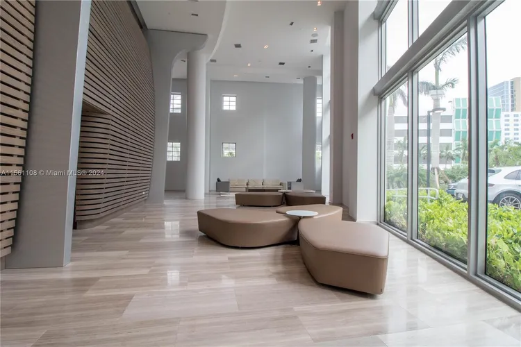 Peloro Miami Beach #109 image #21