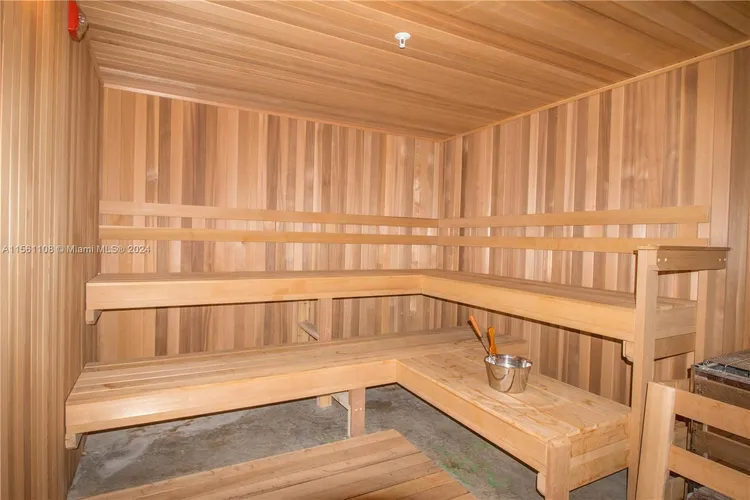 Peloro Miami Beach #109 image #24