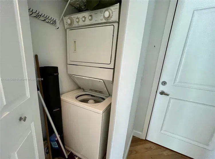 Platinum #802 image #15