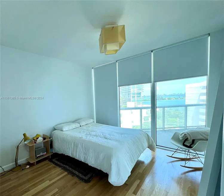 Platinum #802 image #9