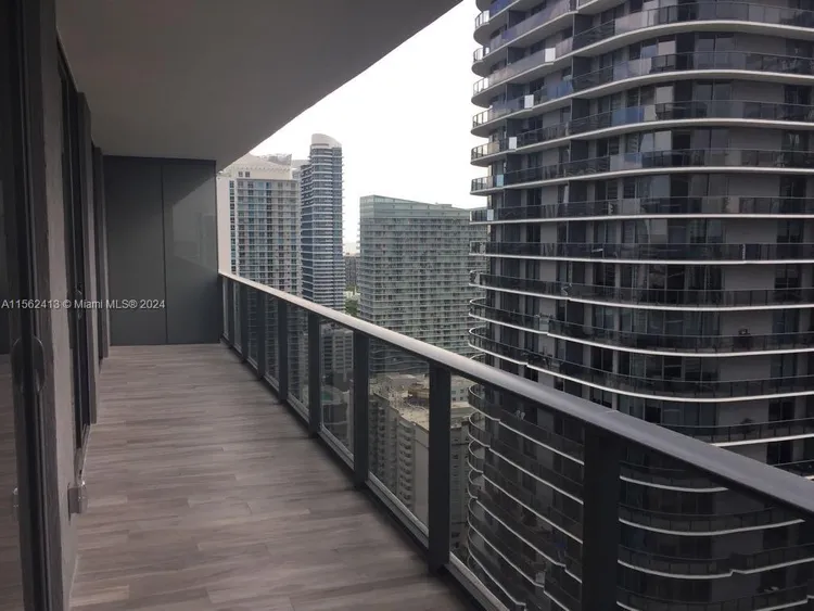 SLS Lux Brickell #4010 image #7