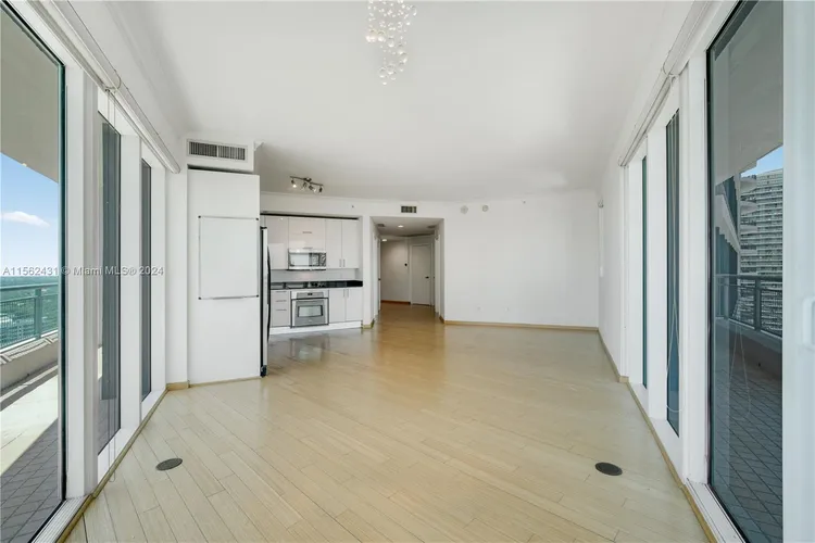 Infinity at Brickell #2100 image #11