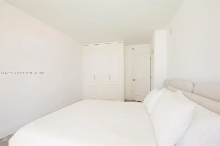 Oceania I #1115 image #24